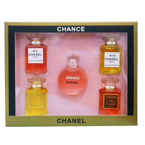 chanel travel heroes set|Chanel perfume traveling size.